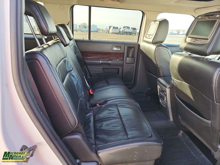 2010-ford-flex-image-20