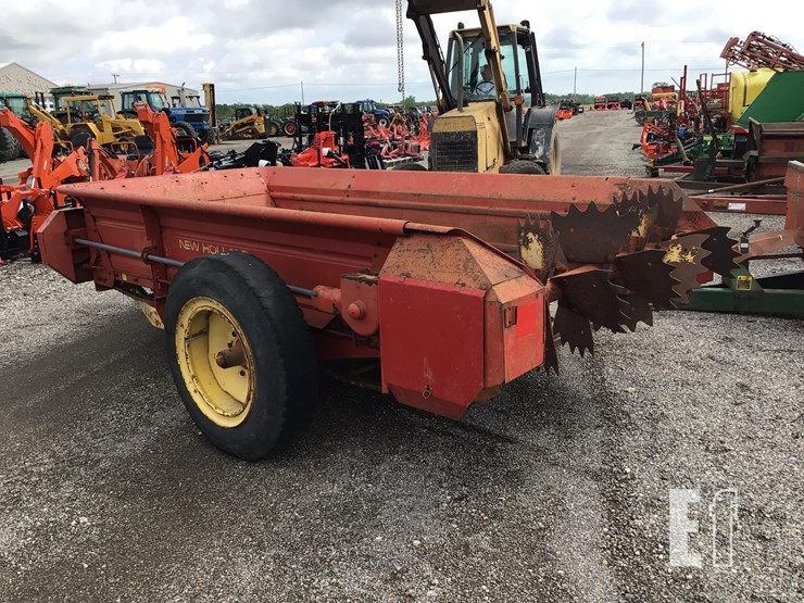 new-holland-512-image-7