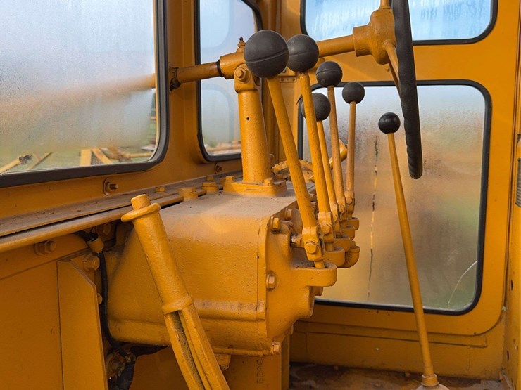 1937-caterpillar-no.-212-motor-grader-image-65