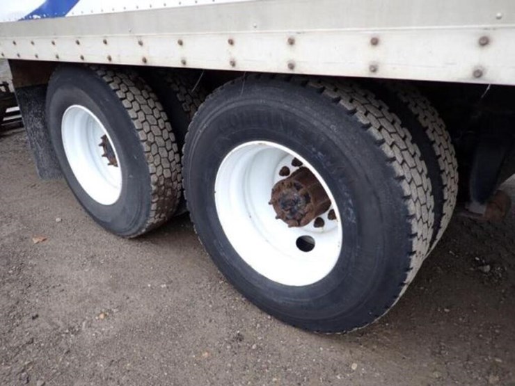 inoperable-2010-freightliner-m2106-business-class-image-60