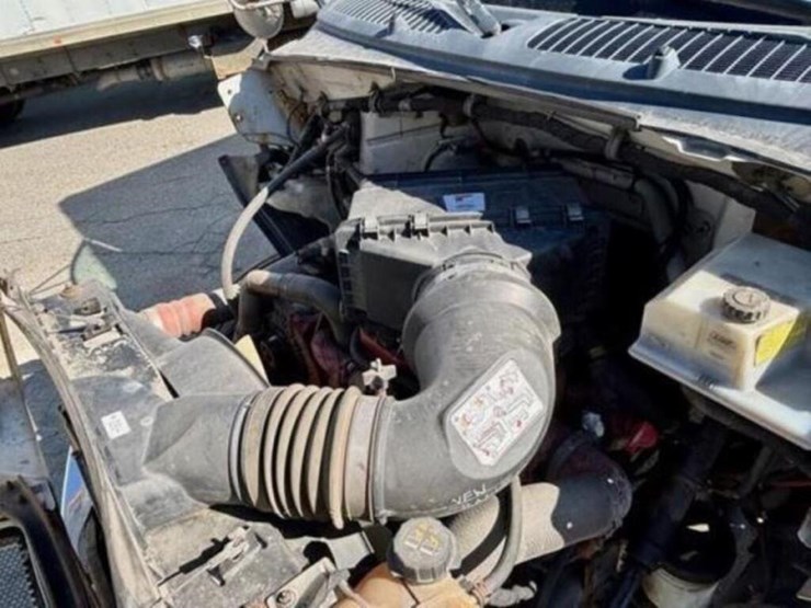 2013-ford-f750-xl-image-78