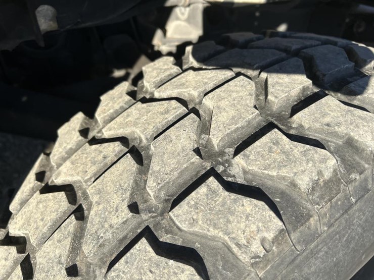 #5036-•-hummer-hmmwv-image-77