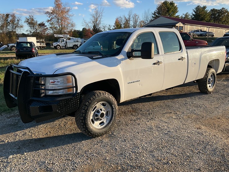 2012-chevrolet-silverado-image-1