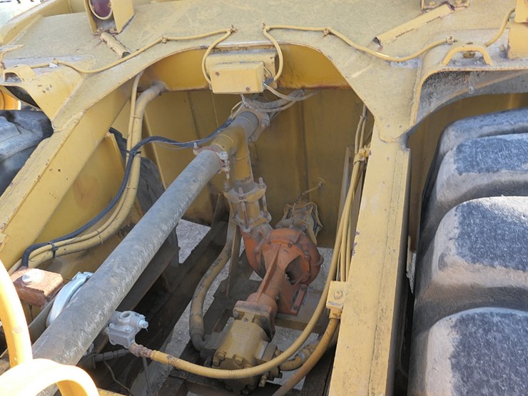 caterpillar-613b-image-15