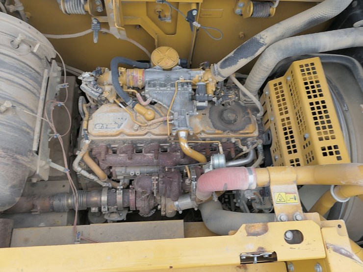 2015-caterpillar-329fl-image-41
