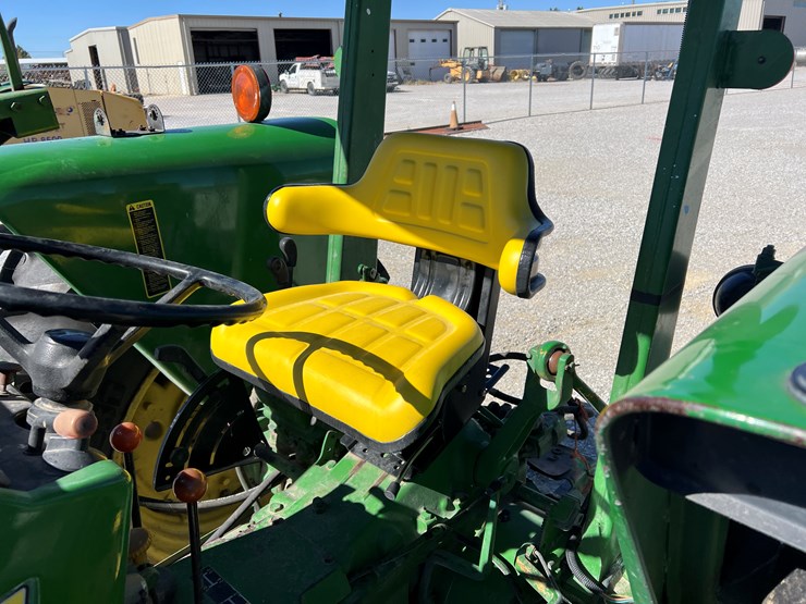 1981-john-deere-2640-image-13