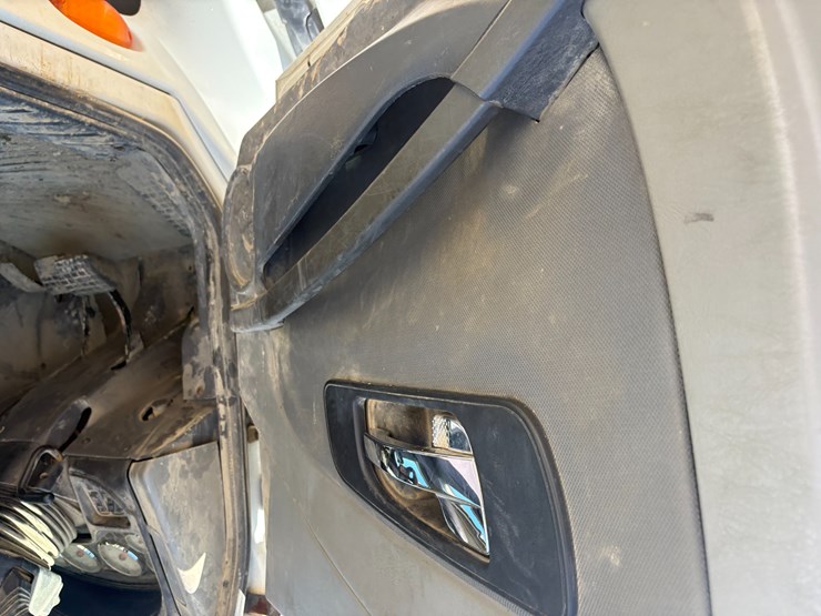 #22534-•-2014-freightliner-prostar-lf-687-t/a-daycab-truck-tractor-vin:-1hsdjsnr4eh099715-image-61