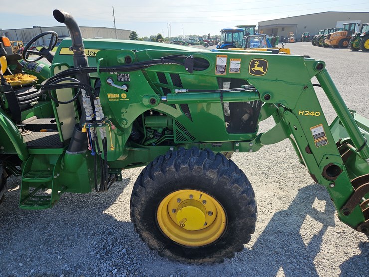 2016-john-deere-5085e-image-18