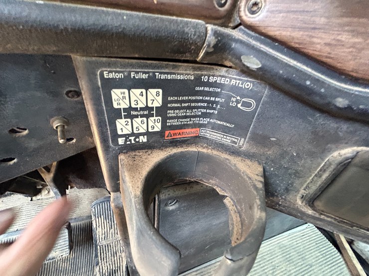 #22533-•-1994-freightliner-t/a-daycab-dump-truck-vin:-1fuyfdyb6rp462199-image-55