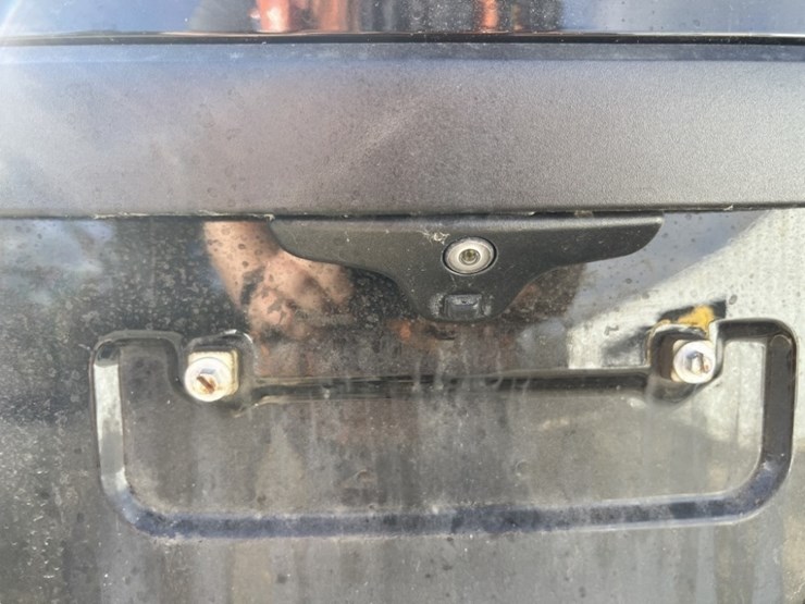 2016-ford-explorer-image-21