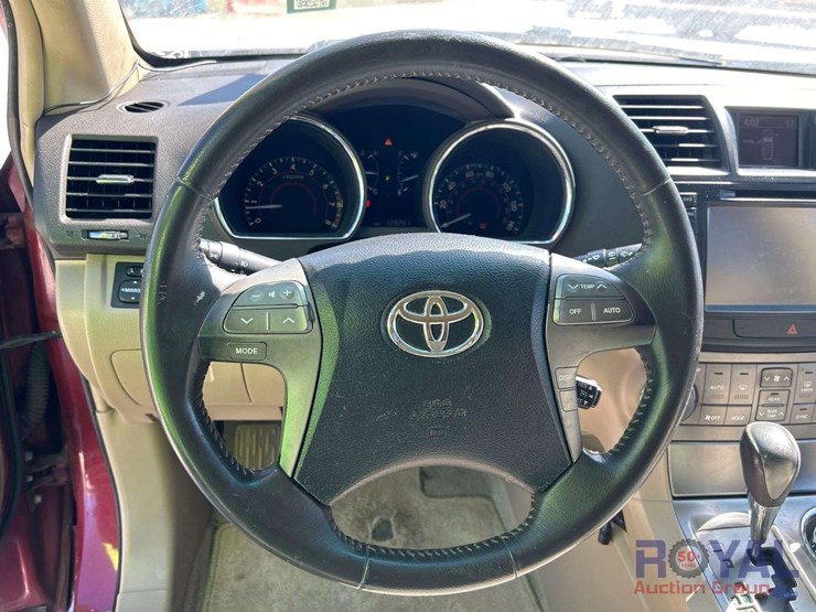 2009-toyota-highlander-image-10