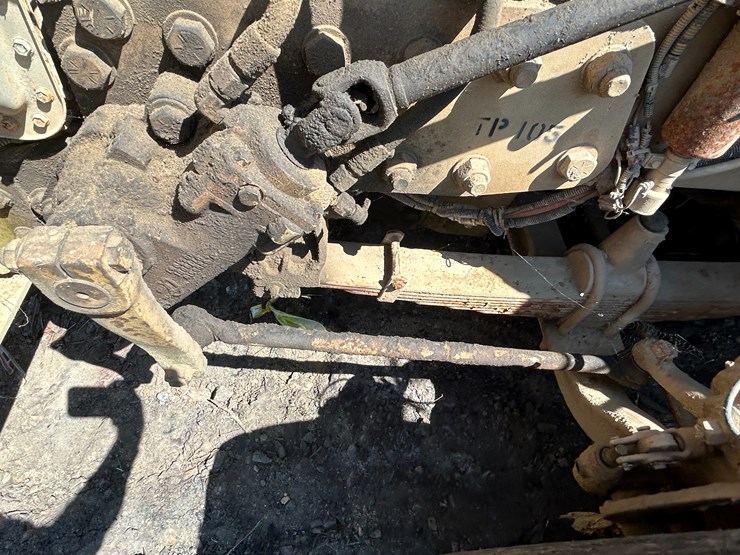 #22529-•-inop-1992-freightliner-t/a-daycab-truck-tractor-vin:-1fuymzyb1np357132-image-13