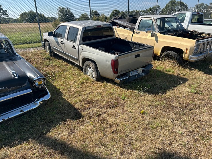 2004-gmc-canyon-image-2