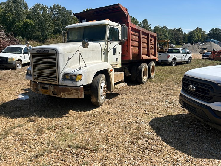 #22532-•-1996-freightliner-t/a-daycab-dump-truck-vin:1fuydzyb8tp876191-image-1