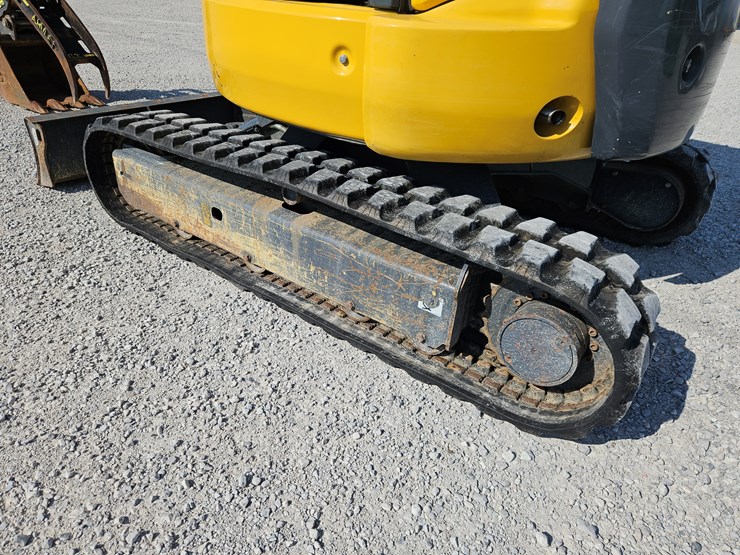 2021-kobelco-sk35sr-image-13