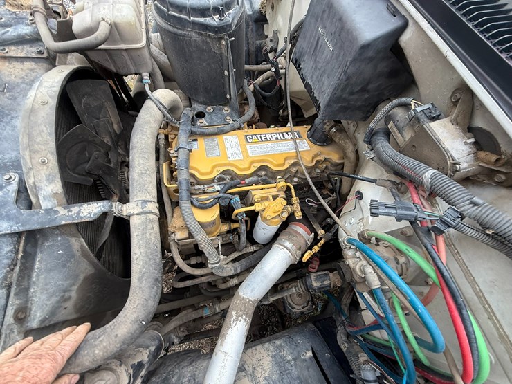 2002-caterpillar-3126-image-31
