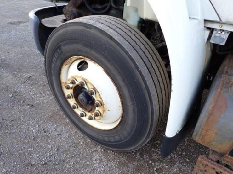 2008-international-durastar-4400-t/a-van-truck-1ht-image-34