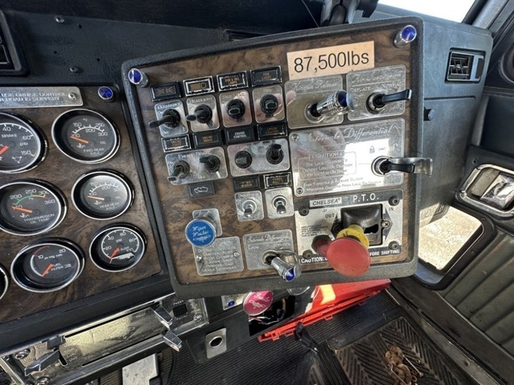 1995-kenworth-t800-image-18