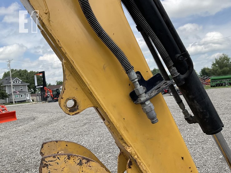 2019-caterpillar-305e2-cr-image-11