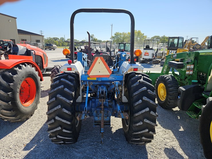 1994-ford-2120-image-9