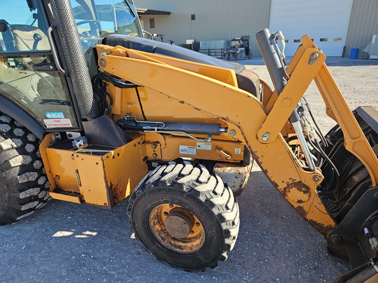 2016-case-590sn-image-26