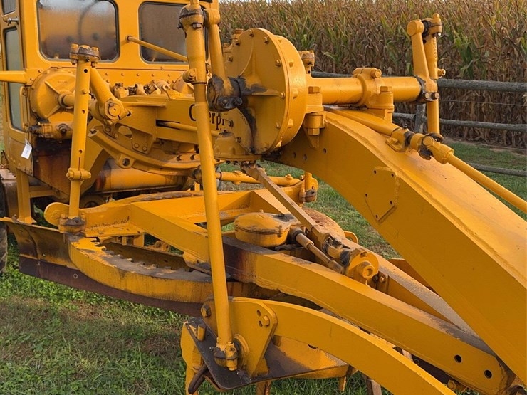 1937-caterpillar-no.-212-motor-grader-image-14