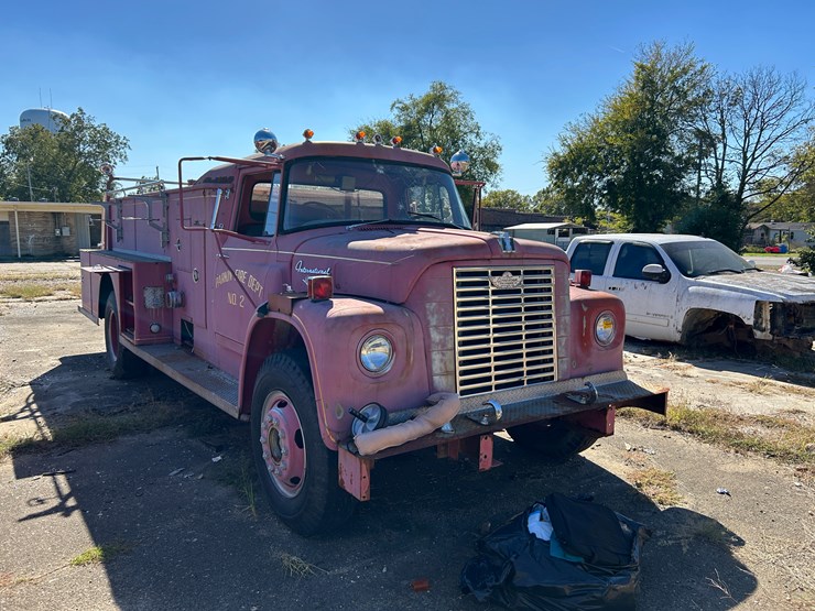 #22559-•-inop-1971-international-harvester-1800-s/a-daycab-fire-truck-vin:-416080g411147-image-2