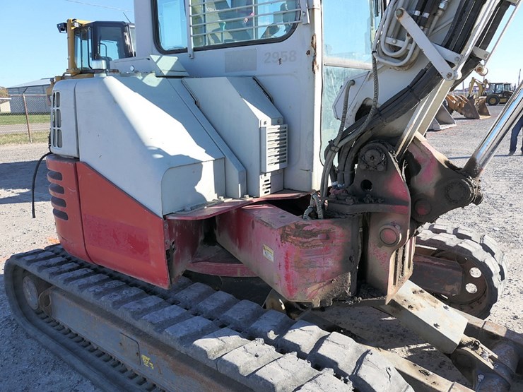 takeuchi-tb153-image-19