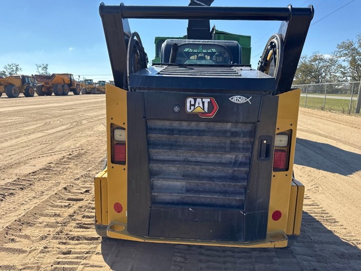 2023-caterpillar-299d3-image-3