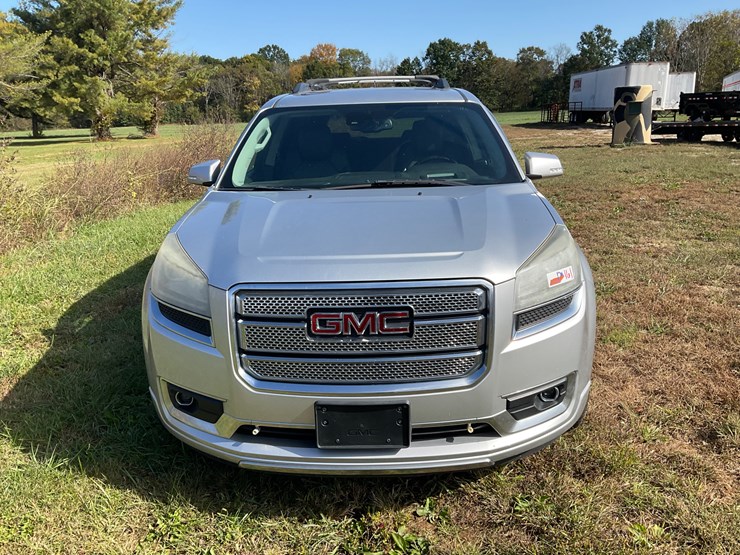 2015-gmc-acadia-image-6
