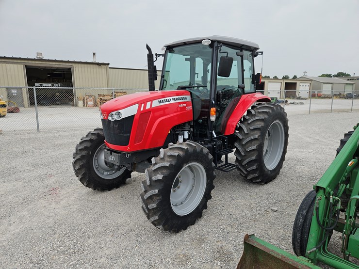 2014-massey-ferguson-4610-image-1