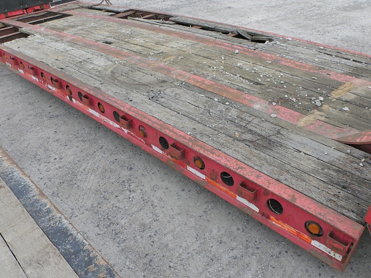 1996-aspen-32-ton-lowboy-trailer,-sn:2a9lb3022ts037004,-spread-axle-tandem-image-11
