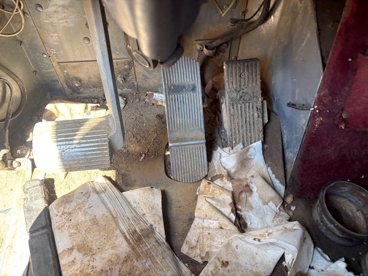 1995-international-9400-image-77