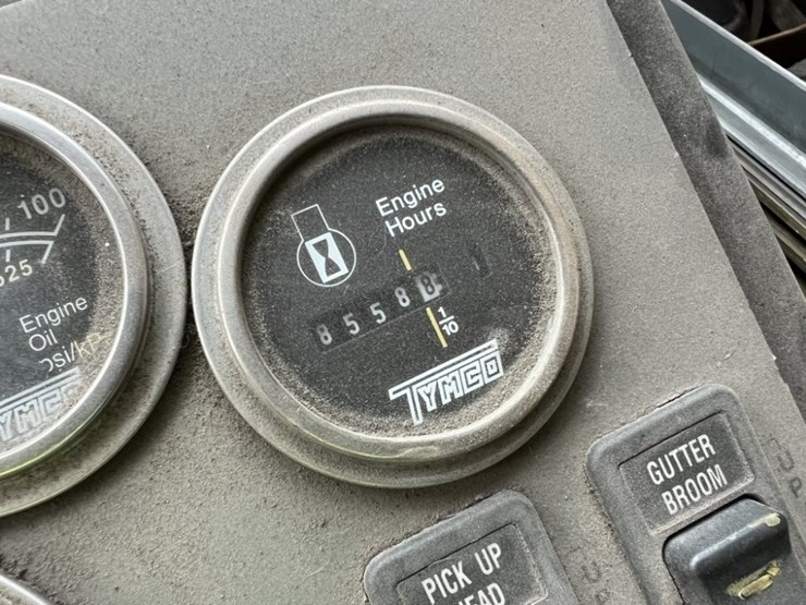 1997-ford-cf8000-image-34