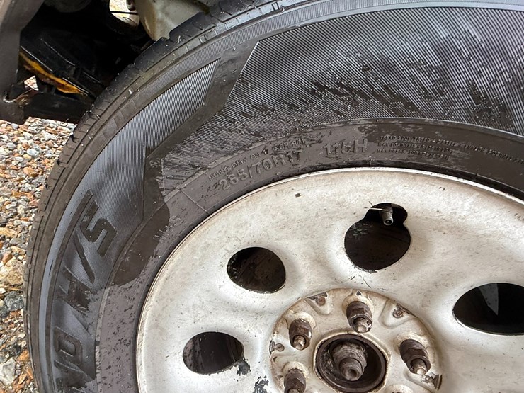 2014-chevrolet-tahoe-image-7