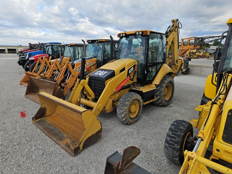 caterpillar-420f-image-1