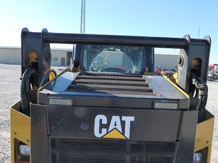 2016-caterpillar-259d-image-13