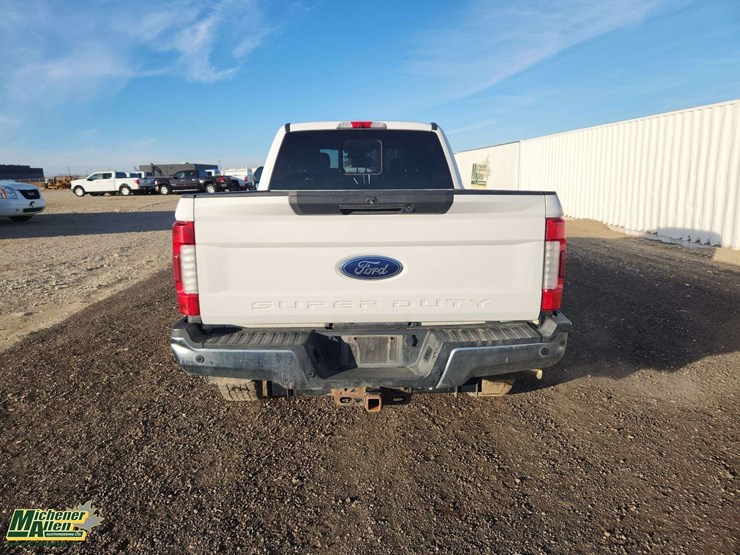 2019-ford-f350-image-6
