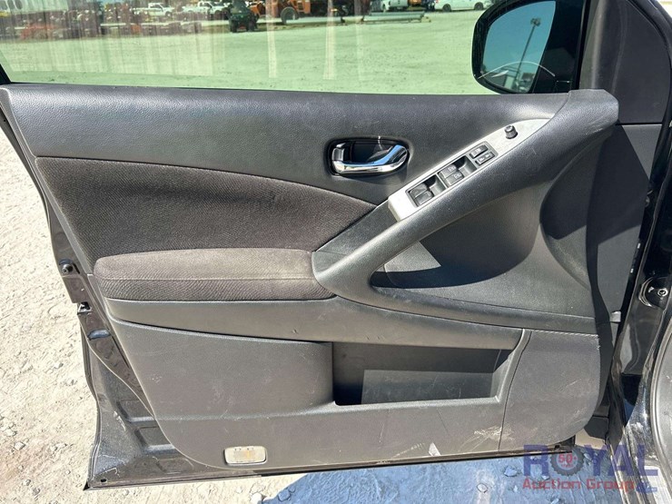 2014-nissan-murano-image-10