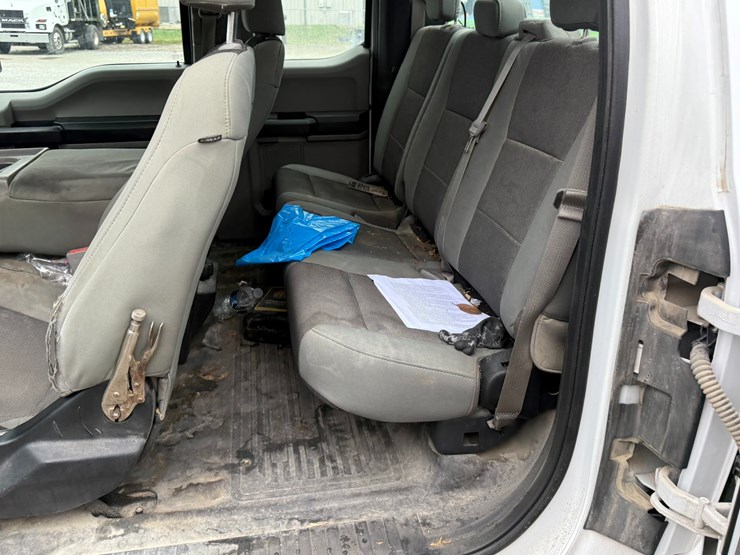 2017-ford-f150-image-41