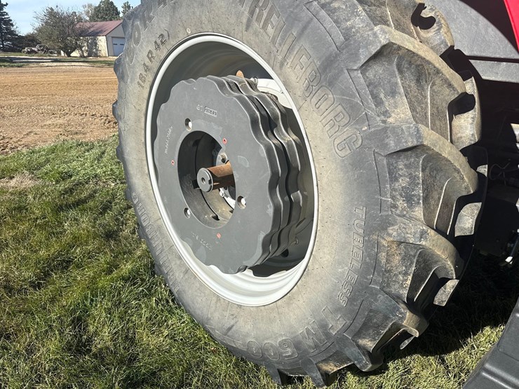 2021-massey-ferguson-7720s-dyna-6-tractor-image-47