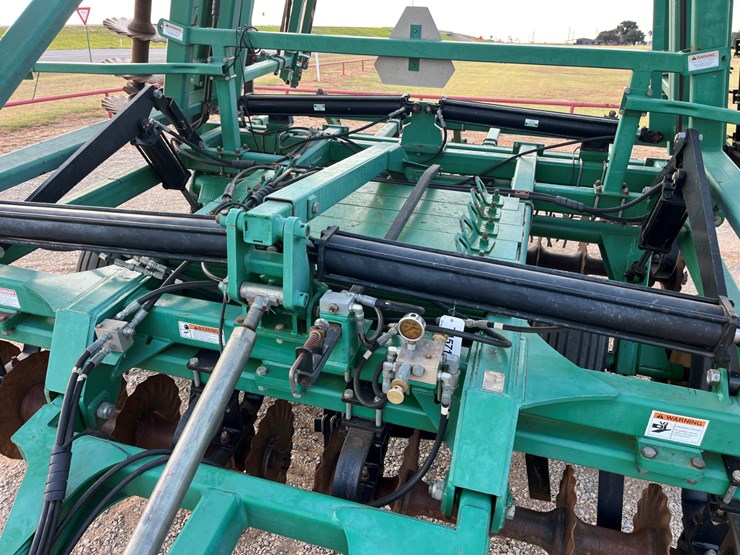 2009-great-plains-3000-image-2