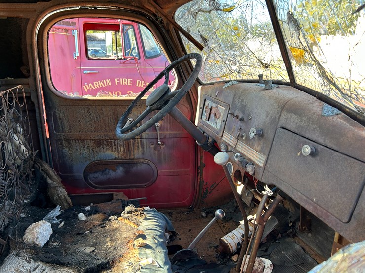 international-700-image-18