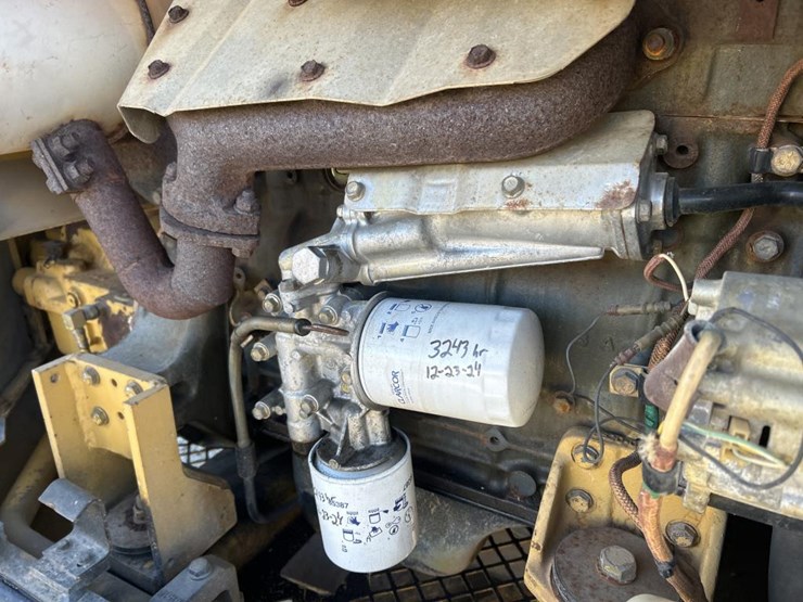 caterpillar-307-image-48