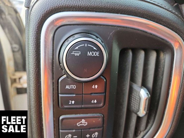 2020-chevrolet-silverado-1500-image-12