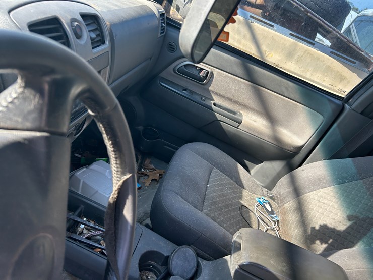 2004-gmc-canyon-image-36