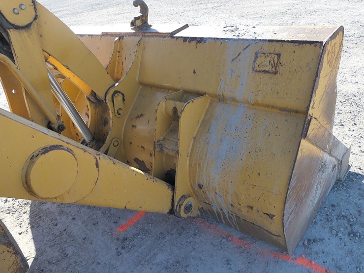 2006-caterpillar-420d-image-24