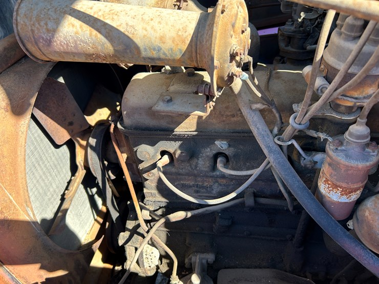 international-700-image-33