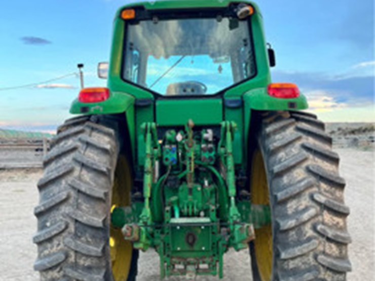2009-john-deere-7330-premium-image-4