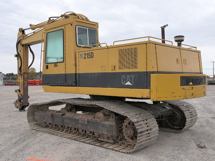 caterpillar-215d-image-3